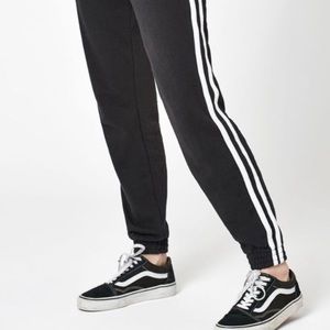 Brandy Melville Rosa Sweatpants
